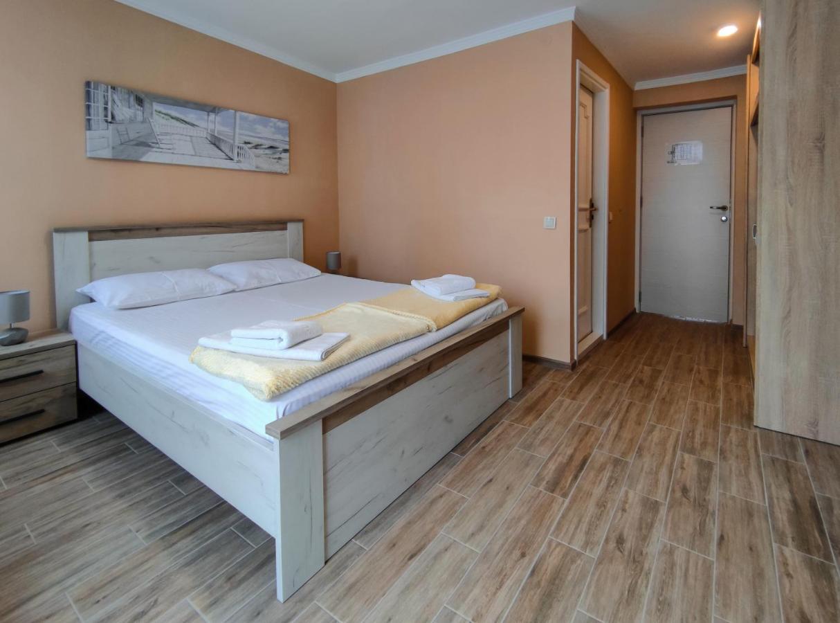 Hotel Marina Oasa Grocka Exterior photo