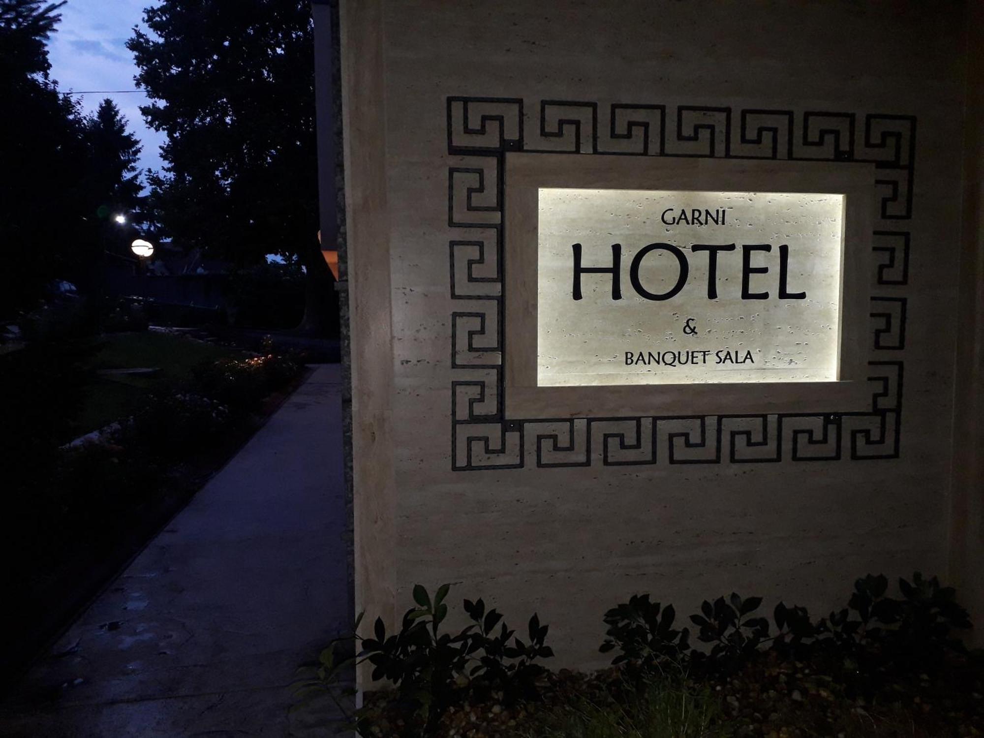 Hotel Marina Oasa Grocka Exterior photo