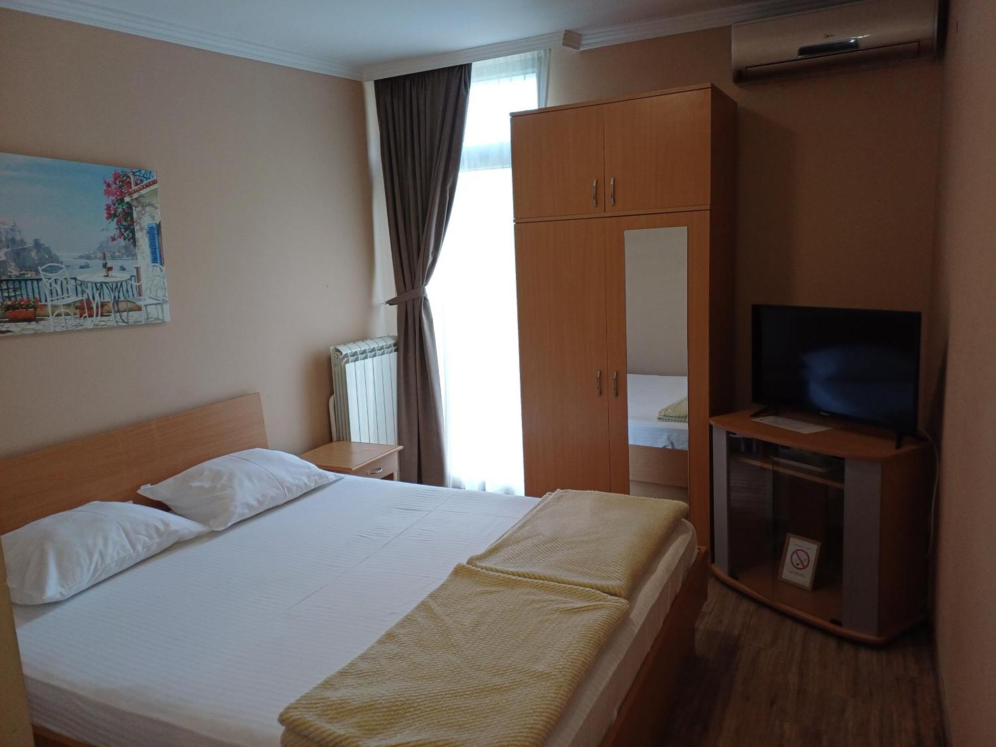 Hotel Marina Oasa Grocka Exterior photo
